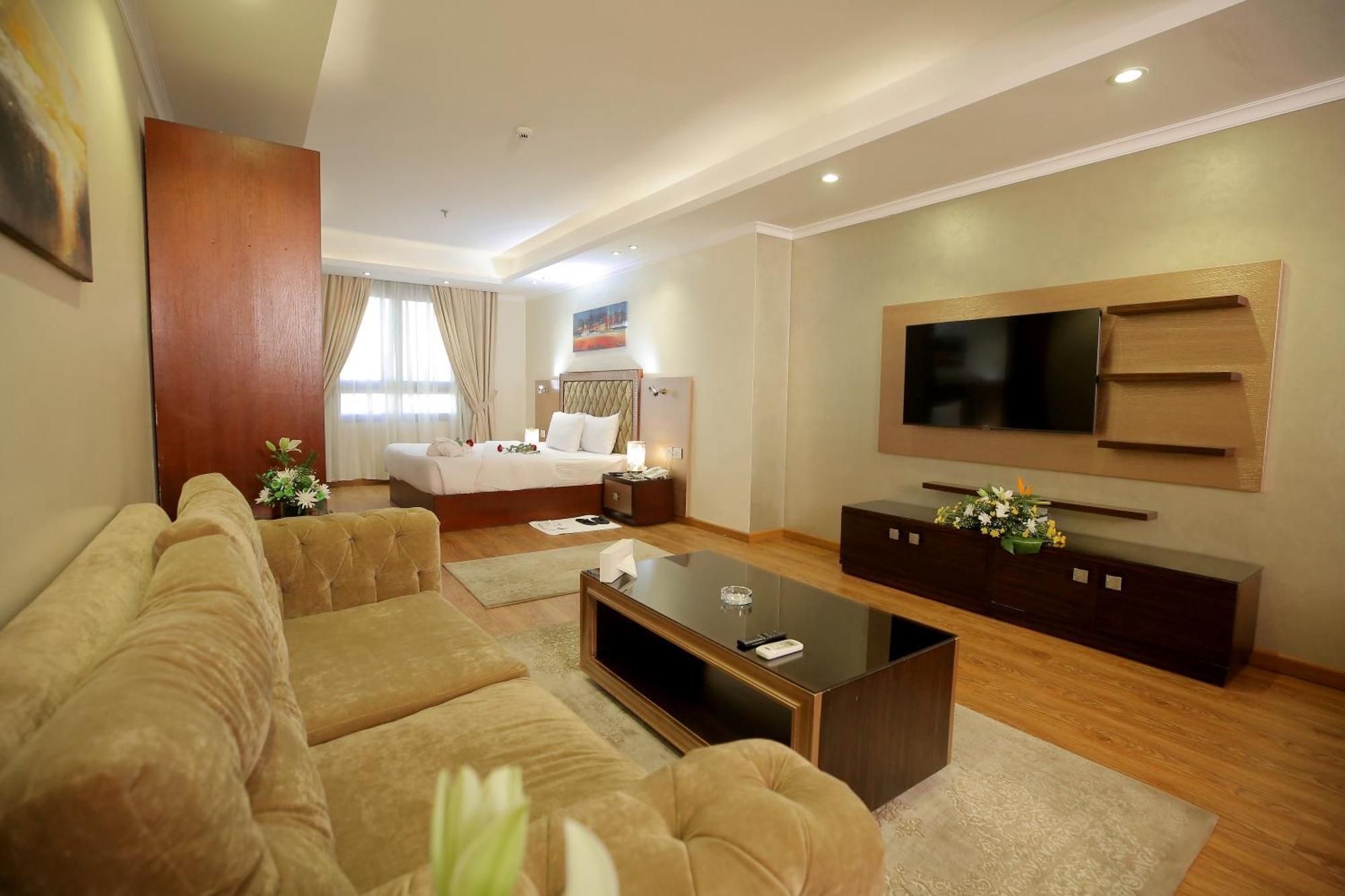 Cairo Taj Hotels & Suites - Dokki ภายนอก รูปภาพ