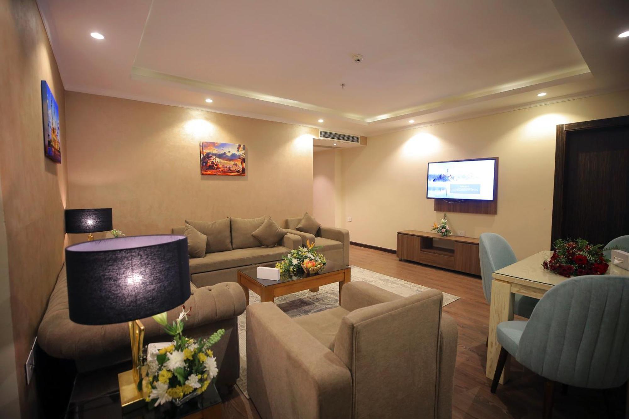 Cairo Taj Hotels & Suites - Dokki ภายนอก รูปภาพ