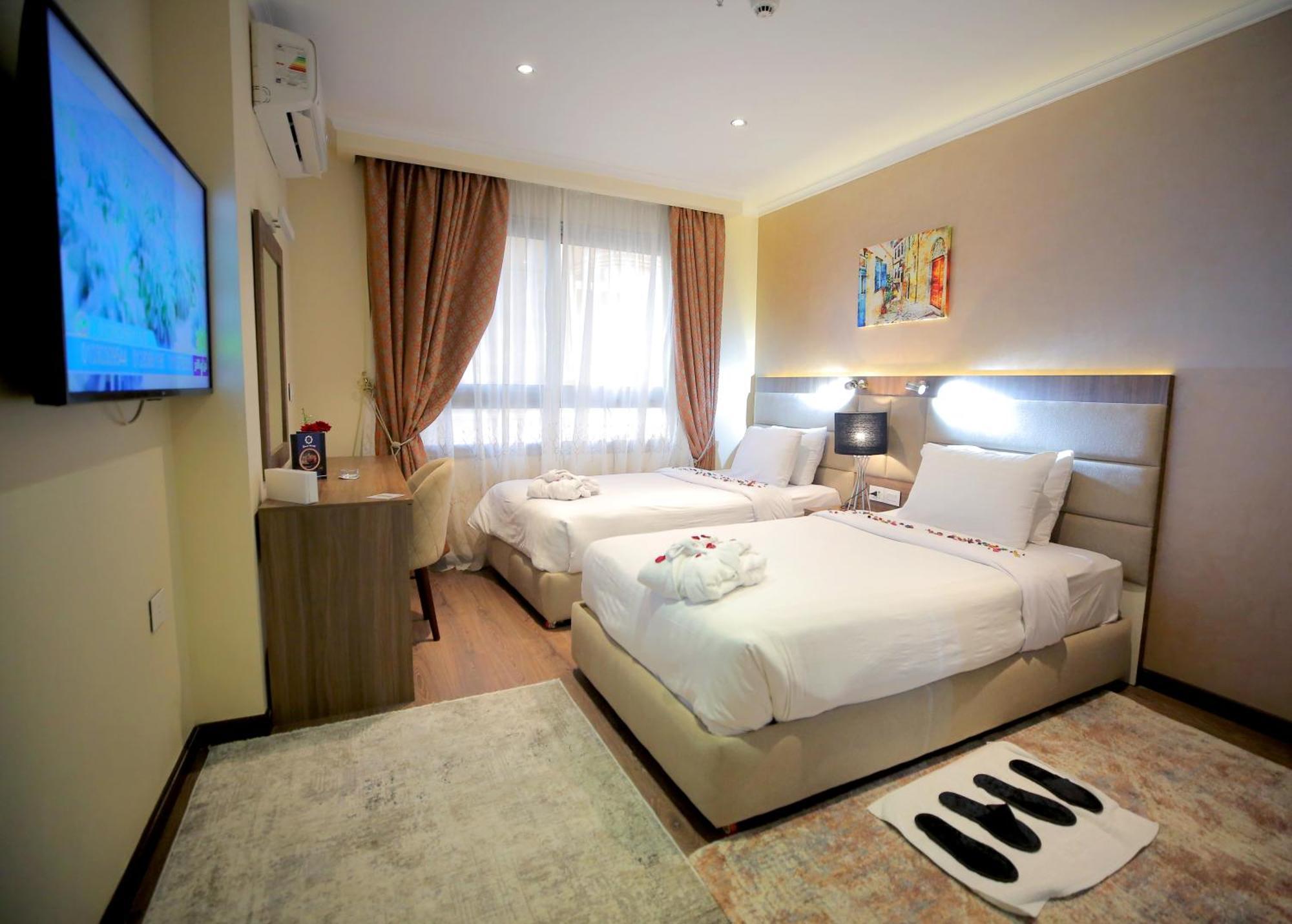 Cairo Taj Hotels & Suites - Dokki ภายนอก รูปภาพ