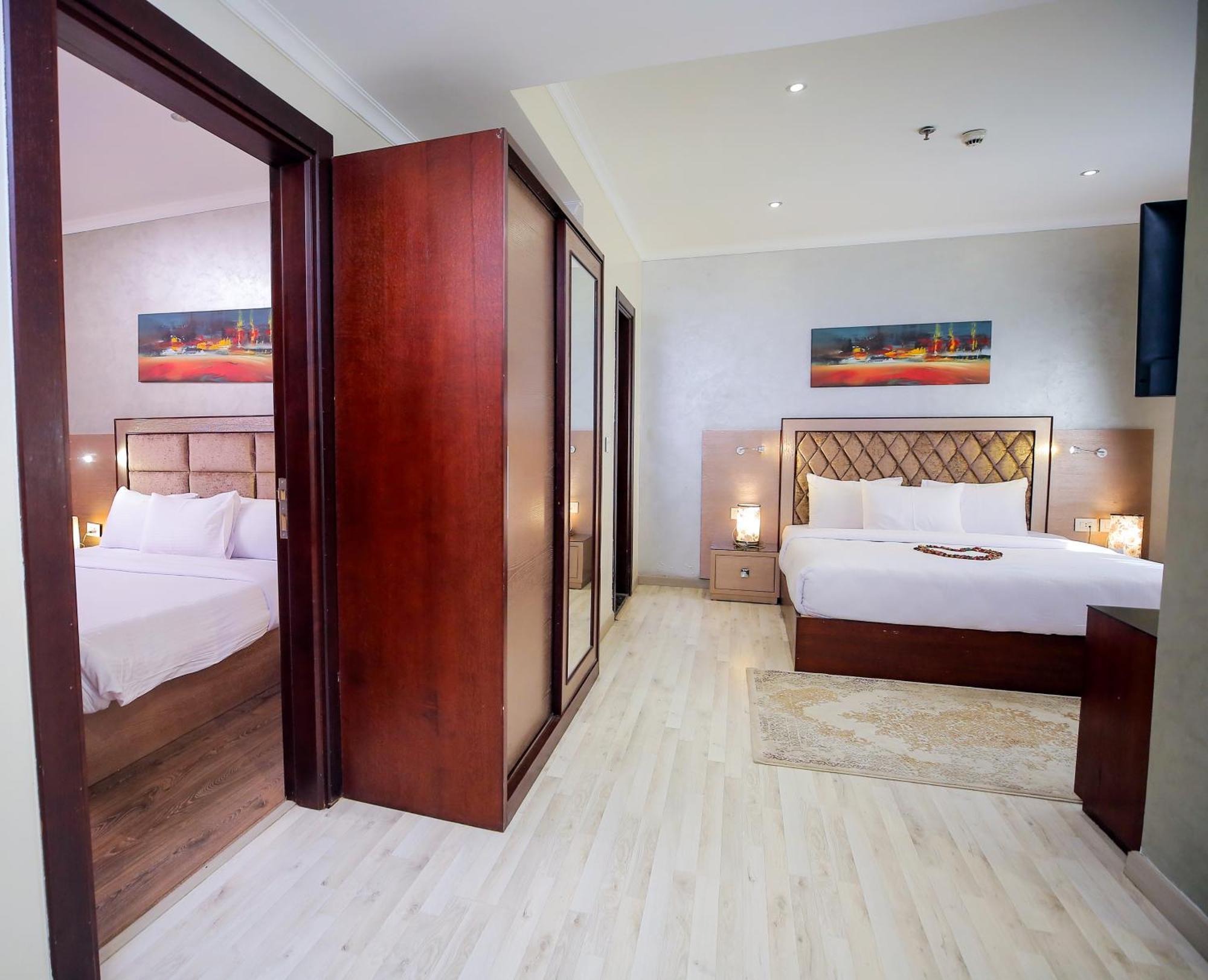 Cairo Taj Hotels & Suites - Dokki ภายนอก รูปภาพ
