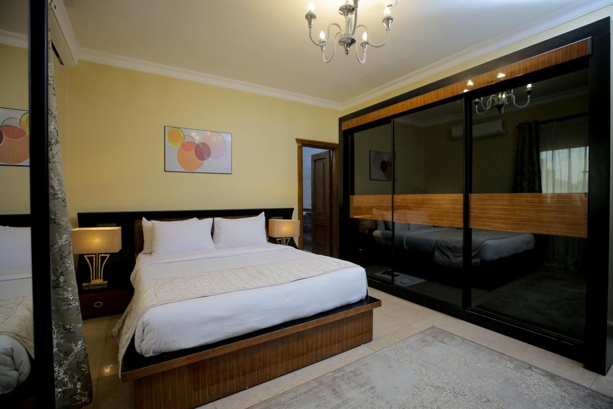 Cairo Taj Hotels & Suites - Dokki ภายนอก รูปภาพ
