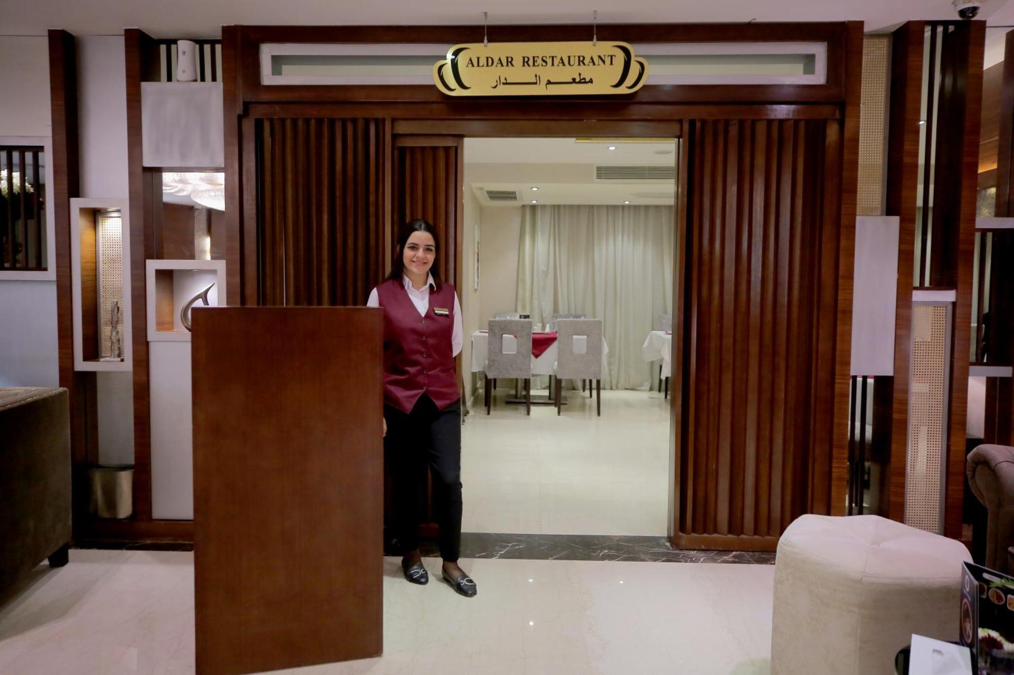Cairo Taj Hotels & Suites - Dokki ภายนอก รูปภาพ